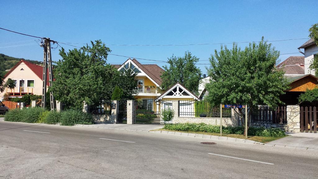 Apartament Tuenderlak Vendeghaz Balatonfüred Zewnętrze zdjęcie