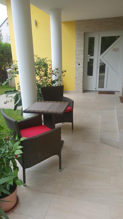 Apartament Tuenderlak Vendeghaz Balatonfüred Zewnętrze zdjęcie