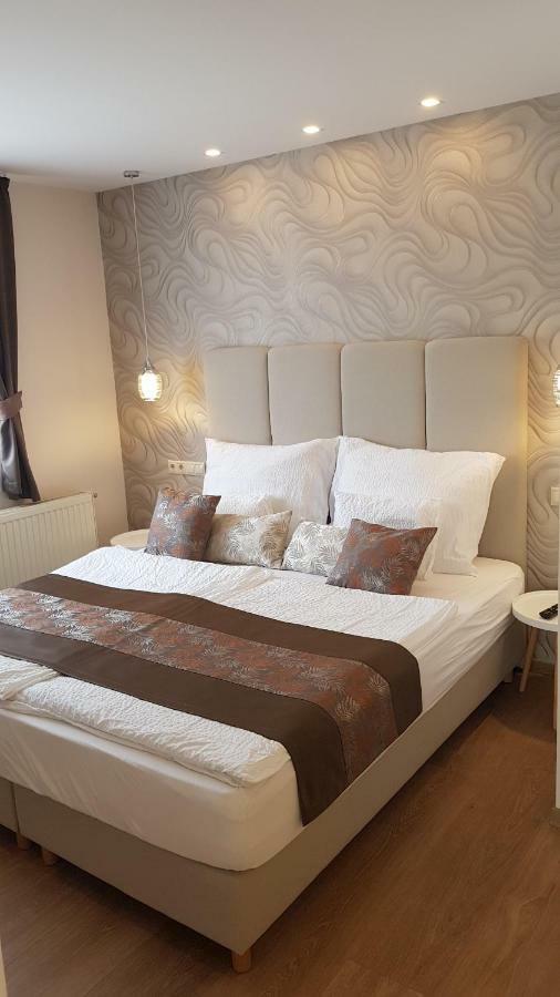 Apartament Tuenderlak Vendeghaz Balatonfüred Zewnętrze zdjęcie
