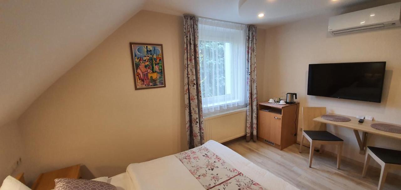 Apartament Tuenderlak Vendeghaz Balatonfüred Zewnętrze zdjęcie